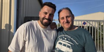 Dylan Lapassade en interview exclusive juste avant les battles de The Voice dans Chut on écoute la télé